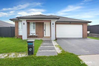 /international/au/6-shapla-road-claremont-meadows-nsw-152669928/