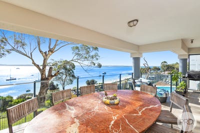 /international/au/3-16-32-magnus-street-nelson-bay-nsw-150839772/