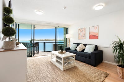 /international/au/9-4-tay-avenue-caloundra-qld-148598892/