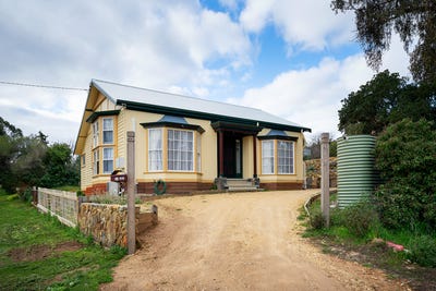 /international/au/70-fletcher-street-castlemaine-vic-150709792/