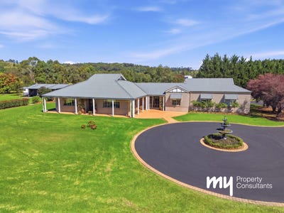 /international/au/1-equestrian-drive-picton-nsw-150947496/