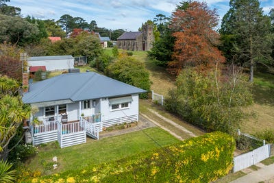 /international/au/150-high-street-woodend-vic-151058560/
