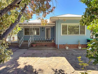 /international/au/14-binalong-street-young-nsw-150990980/?lang=de