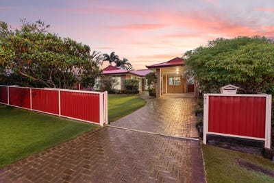 /international/au/77-79-miles-street-caboolture-qld-151354156/