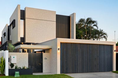 /international/au/8a-rumrunner-street-mermaid-waters-qld-152421716/