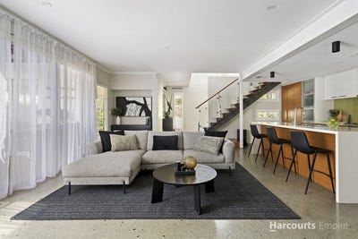 /international/au/63a-westview-street-scarborough-wa-152644336/