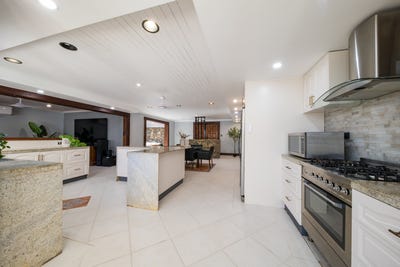 /international/au/4-murex-street-dingo-beach-qld-151386520/