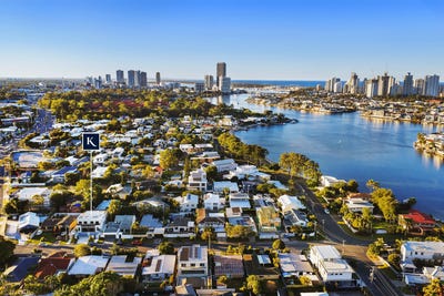 /international/au/19-wells-street-southport-qld-148562364/