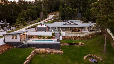 /international/au/11-bush-swallow-road-bonogin-qld-151168332/