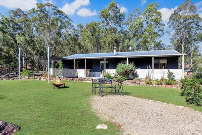 /international/au/17-matilda-street-aratula-qld-151130556/