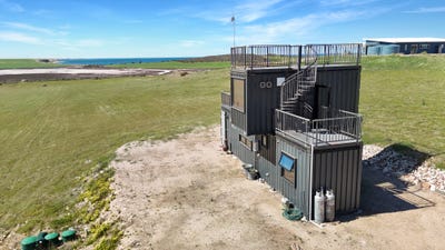 /international/au/66-norton-road-port-neill-sa-152405552/