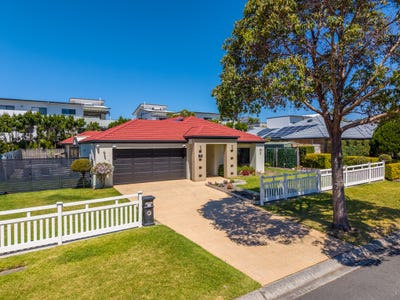 /international/au/31-lancewood-circuit-robina-qld-152629960/