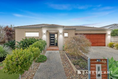 /international/au/13-oldis-court-berwick-vic-148421160/