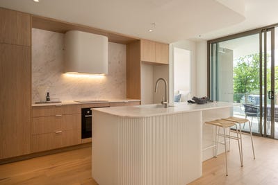 /international/au/4-35-swann-road-taringa-qld-148346480/