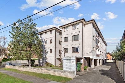 /international/au/1-33-35-kenyon-street-fairfield-nsw-148393268/