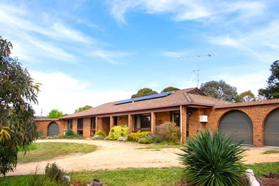 /international/au/2a-murphy-street-castlemaine-vic-152709168/