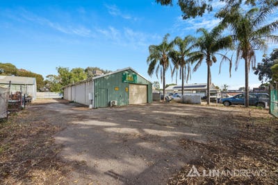 /international/au/61-anderson-walk-smithfield-sa-505136360/