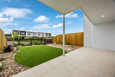 /international/au/26-harvest-drive-palmview-qld-152392492/