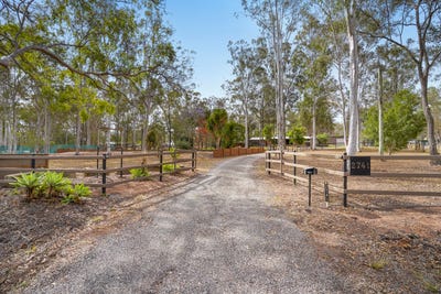 /international/au/2741-forest-hill-fernvale-road-lowood-qld-700428568/