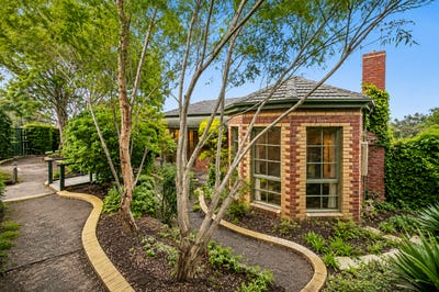 /international/au/1-driftwood-court-mount-martha-vic-151298568/