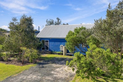 /international/au/22-margaret-avenue-venus-bay-vic-152657648/