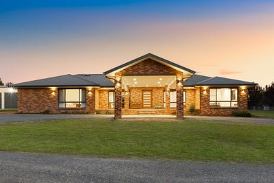/international/au/19-governor-drive-murrumbateman-nsw-150910688/
