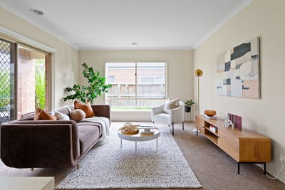 /international/au/6-wells-road-point-cook-vic-151371384/