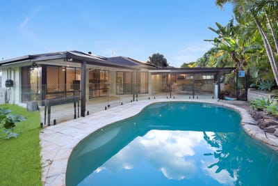 /international/au/17-hillary-circuit-pacific-pines-qld-151389916/