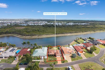 /international/au/28-bushlark-avenue-eli-waters-qld-151353492/
