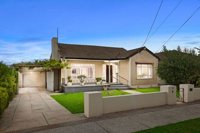 /international/au/5-royalty-street-clayton-vic-150586840/