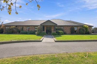/international/au/12a-elizabeth-street-perth-tas-152668472/