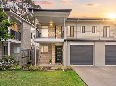 /international/au/34-3-broadleaf-parade-redbank-qld-151382720/