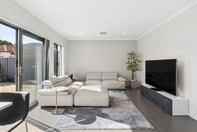 /international/au/55b-cohn-street-carlisle-wa-151448572/