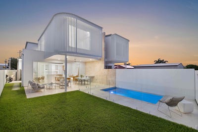 /international/au/2-37-oomoo-street-buddina-qld-151326692/