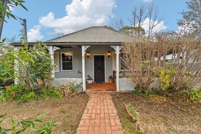 /international/au/5-bathurst-street-perthville-nsw-151375044/