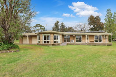 /international/au/112-soundrys-road-elingamite-vic-700428112/