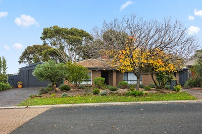 /international/au/1a-mona-court-modbury-heights-sa-151483648/