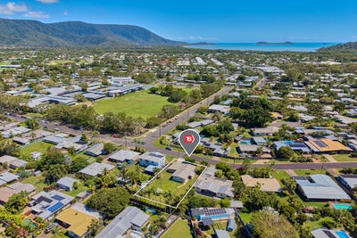 /international/au/19-kokopo-close-trinity-beach-qld-152575168/