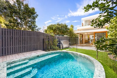 /international/au/76-beach-street-coogee-nsw-152385336/