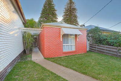 /international/au/26-heath-street-red-cliffs-vic-151117436/