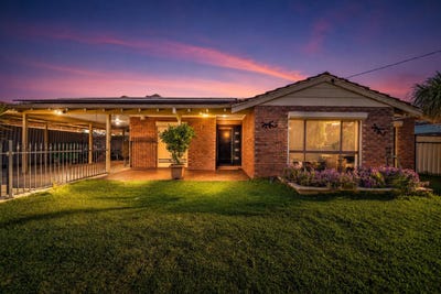 /international/au/3-walker-place-gosnells-wa-151191844/