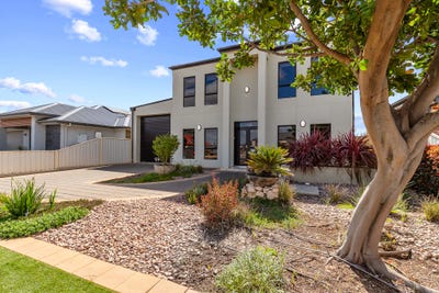 /international/au/21-stately-way-wallaroo-sa-152562324/