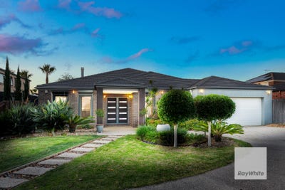 /international/au/8-mosman-grove-taylors-hill-vic-148414568/