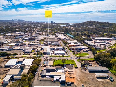 /international/au/4-hilton-street-currumbin-waters-qld-505217376/