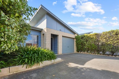 /international/au/1-93-new-west-road-port-lincoln-sa-152676156/