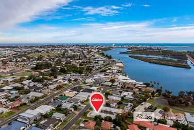 /international/au/7d-taunton-street-east-bunbury-wa-151617712/