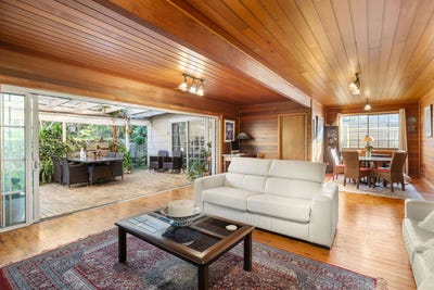 /international/au/3-yarra-road-phillip-bay-nsw-148319408/