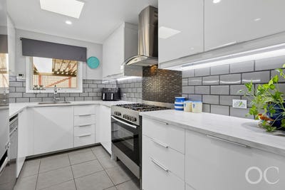 /international/au/3-lublin-crescent-hackham-west-sa-151234676/