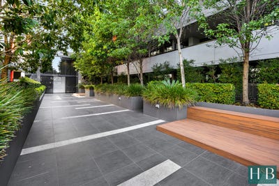 /international/au/226-92-albert-street-brunswick-vic-151313560/