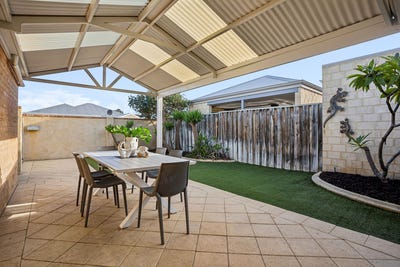 /international/au/18-elmina-avenue-ellenbrook-wa-151408484/